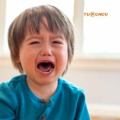 Saatlerce ağlamaya ihtiyacım var